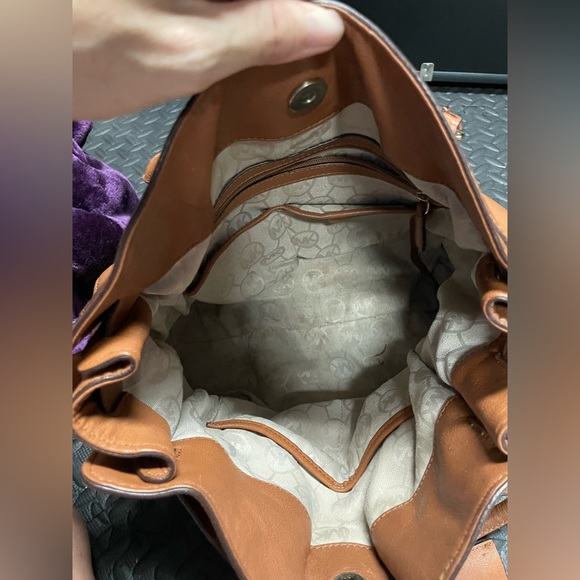 Michael Kors Purse - Picture 2 of 10